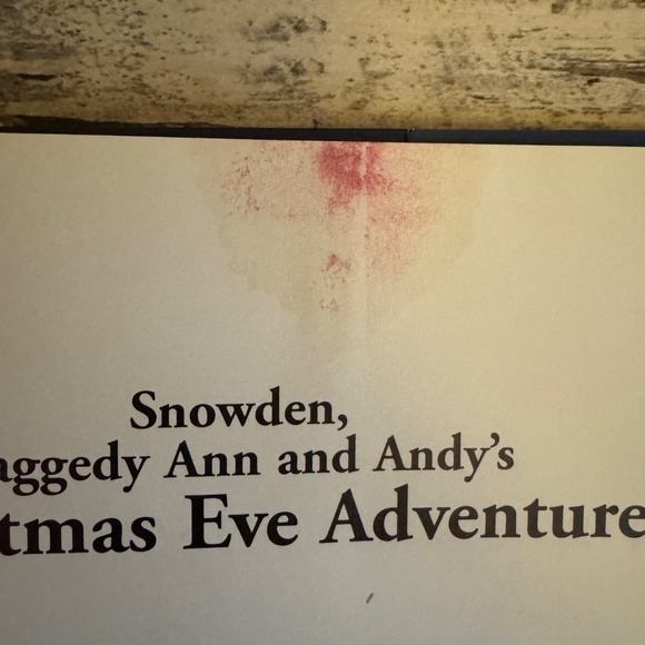 Raggedy Ann and Andy Christmas Eve Adventure Book - Picture 3 of 5